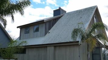 Before Roof Cleaning a Longrun Asbestos